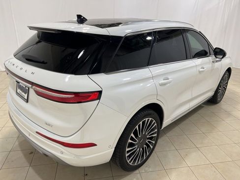 Used 2020 Lincoln Corsair Reserve w/ Equipment Group 202A image 5