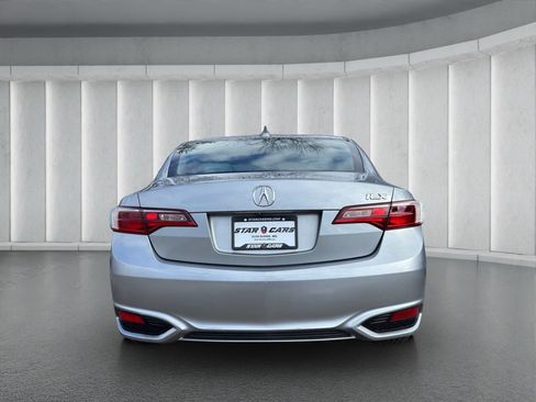 Used 2018 Acura ILX image 4