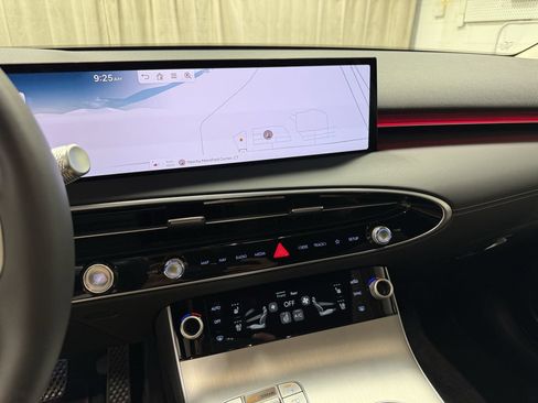 Used 2026 Genesis GV70 2.5T Advanced image 13