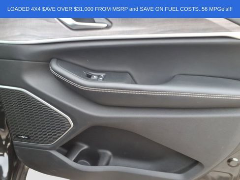 Used 2023 Jeep Grand Cherokee 4WD 4xe image 8