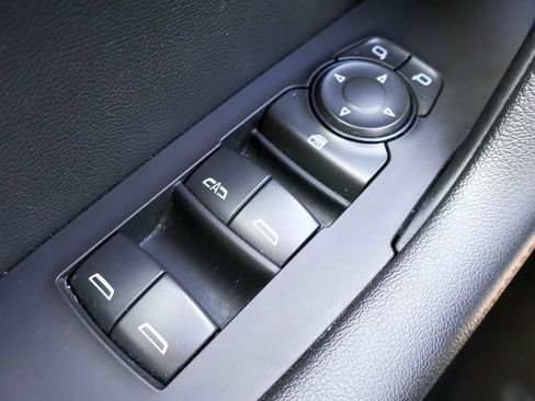 Used 2025 Chevrolet Blazer RS FWD image 16