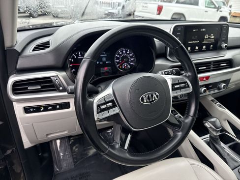 Used 2020 Kia Telluride S image 13