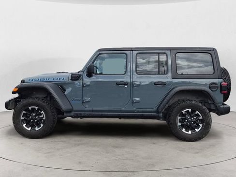 Used 2024 Jeep Wrangler Unlimited Rubicon 4xe w/ Technology Group AWD/4WD image 8