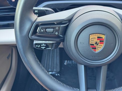 Used 2022 Porsche Taycan RWD image 21