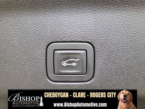 Used 2025 Chevrolet Tahoe Z71 AWD/4WD image 34