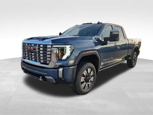 New 2026 GMC Sierra 2500 Denali w/ Denali Reserve Package image 10