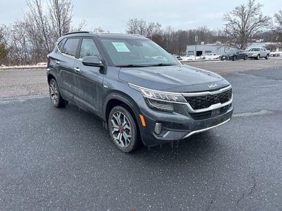 Used 2022 Kia Seltos SX w/ Sunroof Package