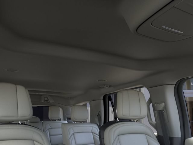 New 2026 Lincoln Navigator Premiere AWD/4WD image 22