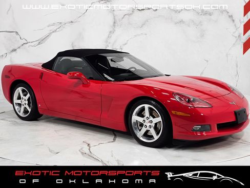 Used 2006 Chevrolet Corvette Convertible w/ Preferred Equipment Group RWD image 4
