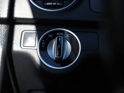 Used 2013 Mercedes-Benz C 63 AMG Sedan image 52