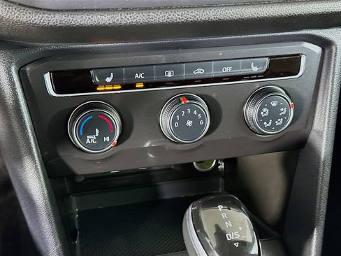 Used 2024 Volkswagen Tiguan S image 23