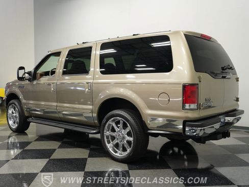Used 2000 Ford Excursion XLT image 9