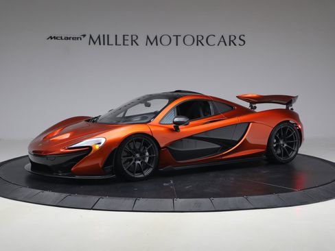Used 2015 McLaren P1 RWD image 2