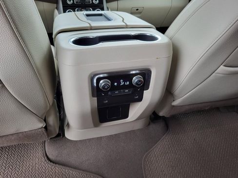 Used 2022 GMC Yukon Denali image 15