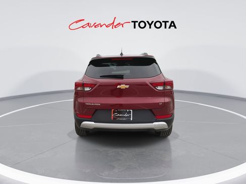Used 2025 Chevrolet TrailBlazer LT FWD image 7