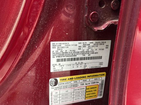 Used 2019 Ford Expedition Limited w/ Equipment Group 302A image 3