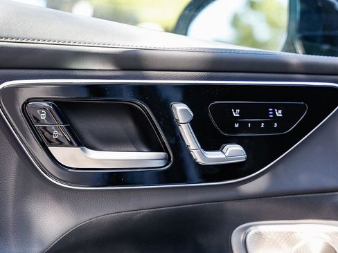 New 2025 Mercedes-Benz GLC 300 4MATIC image 22