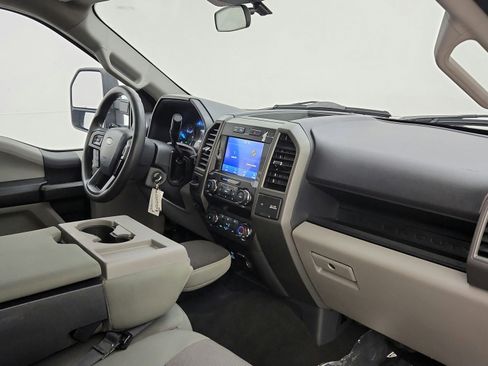 Used 2022 Ford F350 XL w/ STX Appearance Package RWD image 33