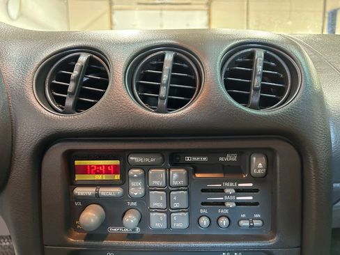 Used 1994 Pontiac Firebird Trans Am RWD image 22
