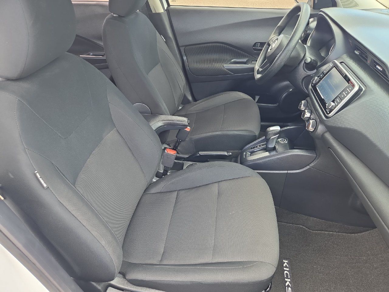 Used 2024 Nissan Kicks S FWD image 10