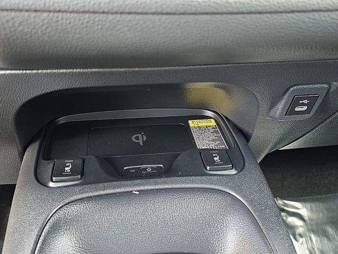 Used 2024 Toyota Corolla XSE FWD image 29