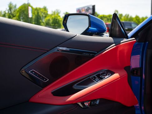 Used 2023 Chevrolet Corvette Stingray Preferred Cpe w/ Z51 Performance Package RWD image 39