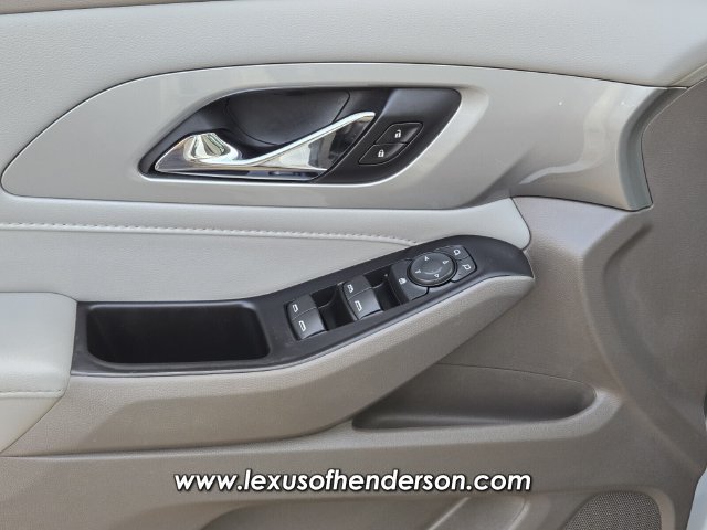 Used 2020 Chevrolet Traverse LT FWD image 21