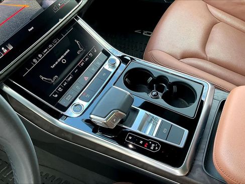 Used 2021 Audi Q7 2.0T Premium Plus w/ Executive Package image 16