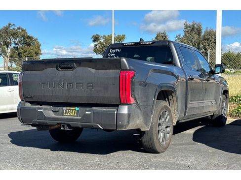 Used 2025 Toyota Tundra Platinum image 3