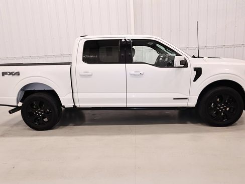 Used 2022 Ford F150 Lariat w/ Equipment Group 502A High AWD/4WD image 2