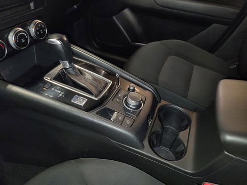 Used 2019 MAZDA CX-5 Sport FWD image 26