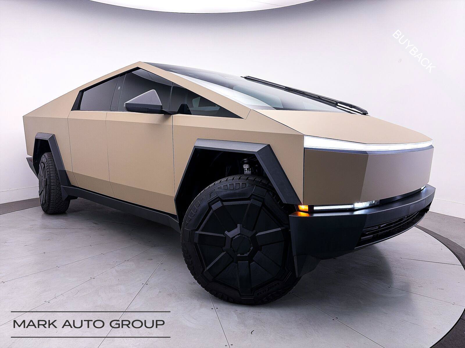 Used 2024 Tesla Cybertruck AWD Crew Cab image 1