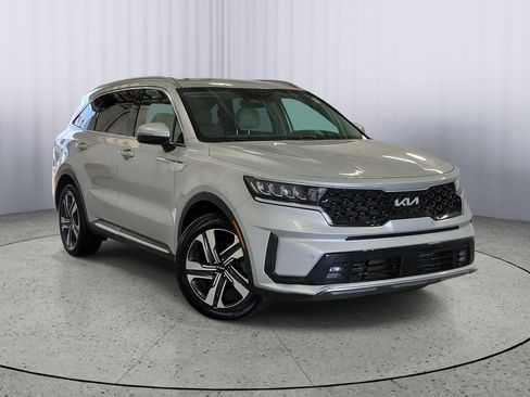 Certified 2023 Kia Sorento EX AWD/4WD image 1