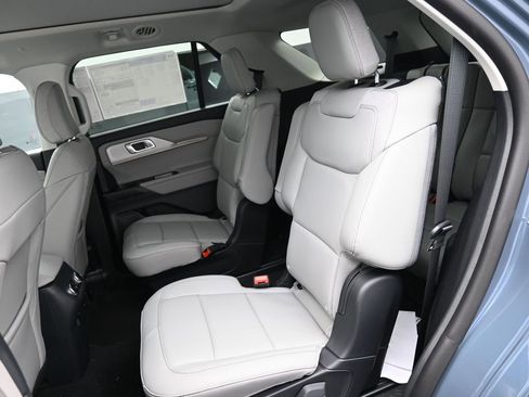 New 2026 Ford Explorer Active AWD/4WD image 21