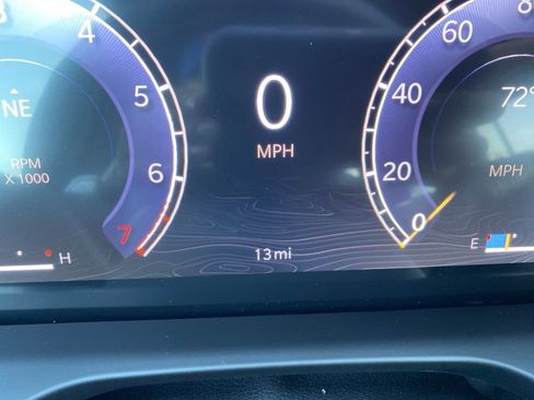 New 2025 Jeep Grand Cherokee Limited w/ Black Appearance Package image 21