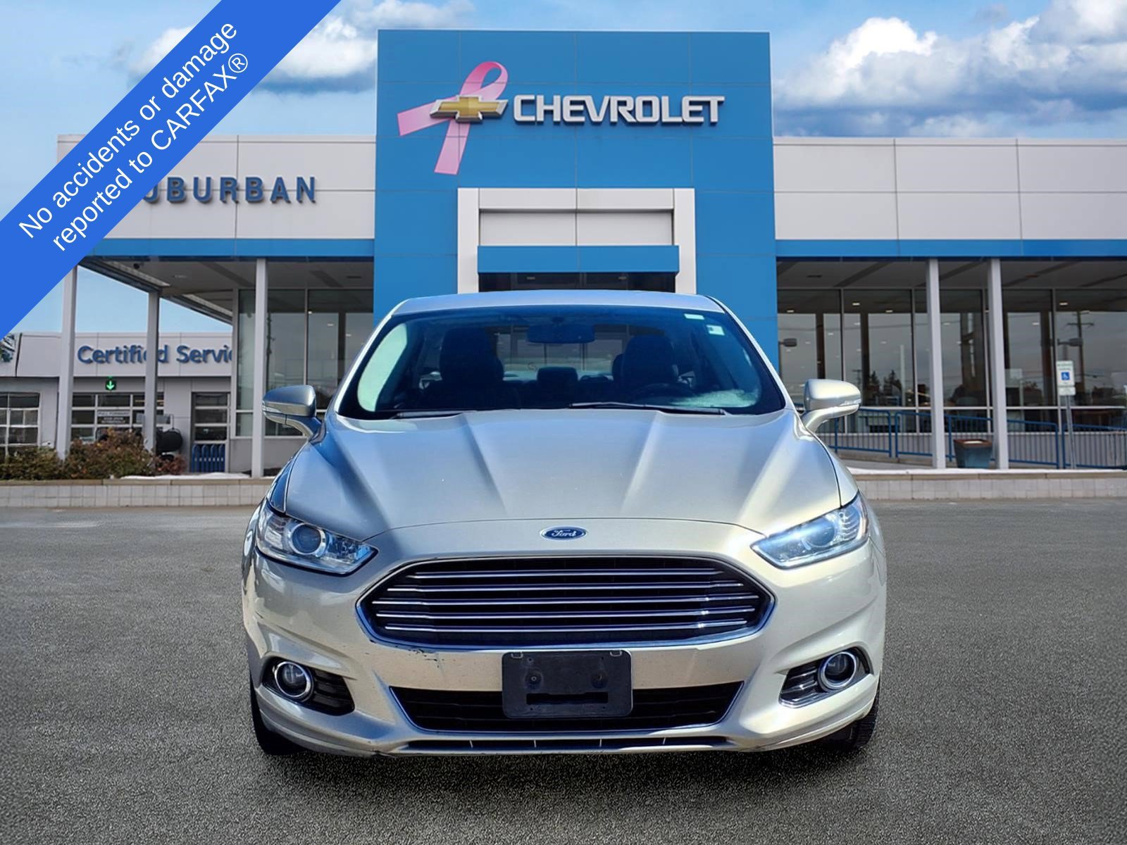 Used 2016 Ford Fusion Titanium FWD image 2