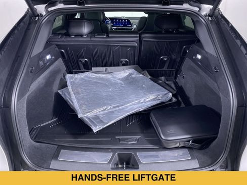 Certified 2025 Cadillac Lyriq Luxury w/ LPO, Floor Liner Package AWD/4WD image 15