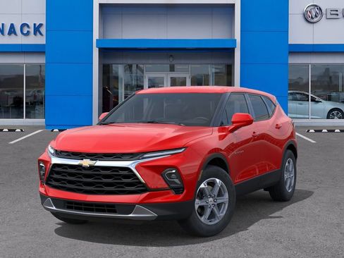 Used 2026 Chevrolet Blazer LT AWD/4WD image 7