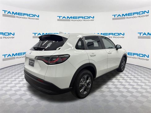 Used 2026 Honda HR-V LX image 5