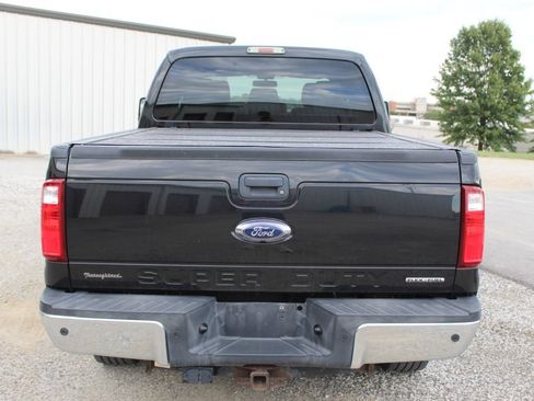 Used 2015 Ford F250 XLT w/ XLT Premium Package AWD/4WD image 5