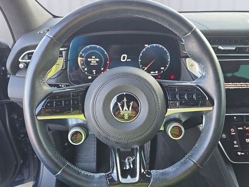 Used 2023 Maserati Grecale GT AWD/4WD image 5