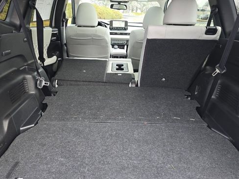 Used 2024 Mitsubishi Outlander SEL image 15