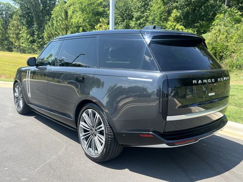Certified 2023 Land Rover Range Rover Long Wheelbase Autobiography AWD/4WD image 5