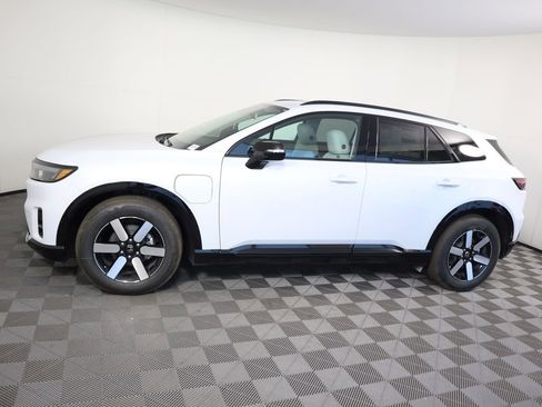 New 2026 Honda Prologue Touring image 8