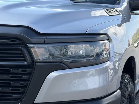 Used 2025 RAM 1500 Warlock AWD/4WD image 6