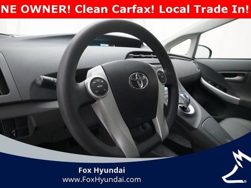 Used 2011 Toyota Prius Five image 8