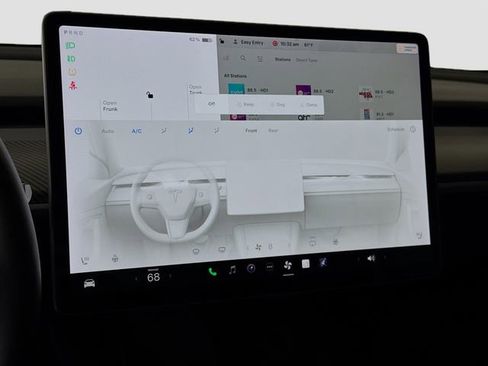 Used 2022 Tesla Model Y Performance image 18