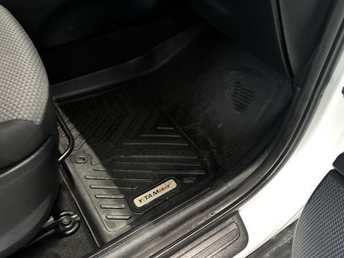 Used 2022 Kia Soul LX w/ Technology Package FWD image 36