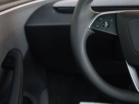 Used 2024 Tesla Model 3 Long Range RWD image 32