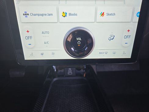 Used 2025 Ford Mustang Mach-E GT AWD/4WD image 20